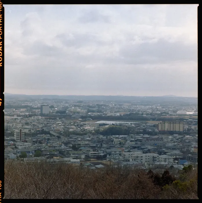 木々、空、水辺、街の遠景などを写した風景写真